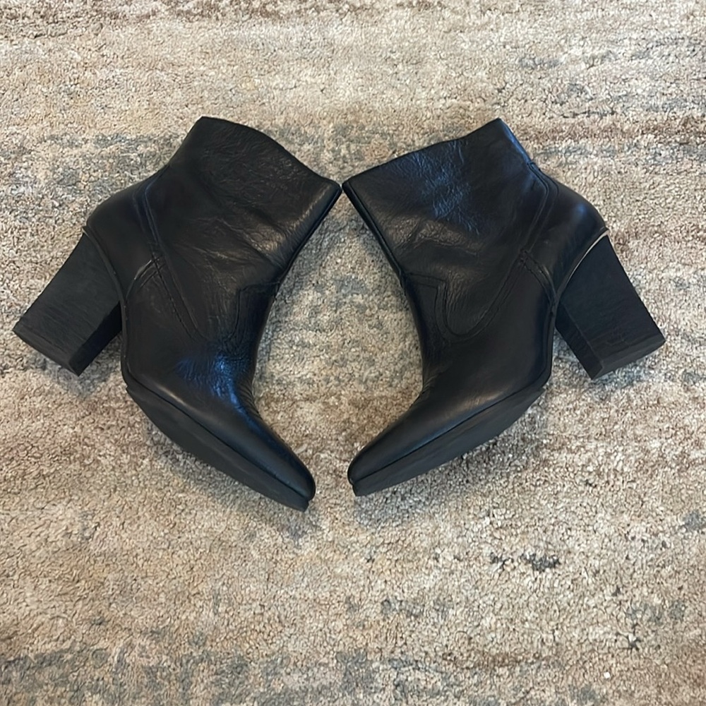 Donald J Pliner Black Velle Western Booties - Picture 4 of 11